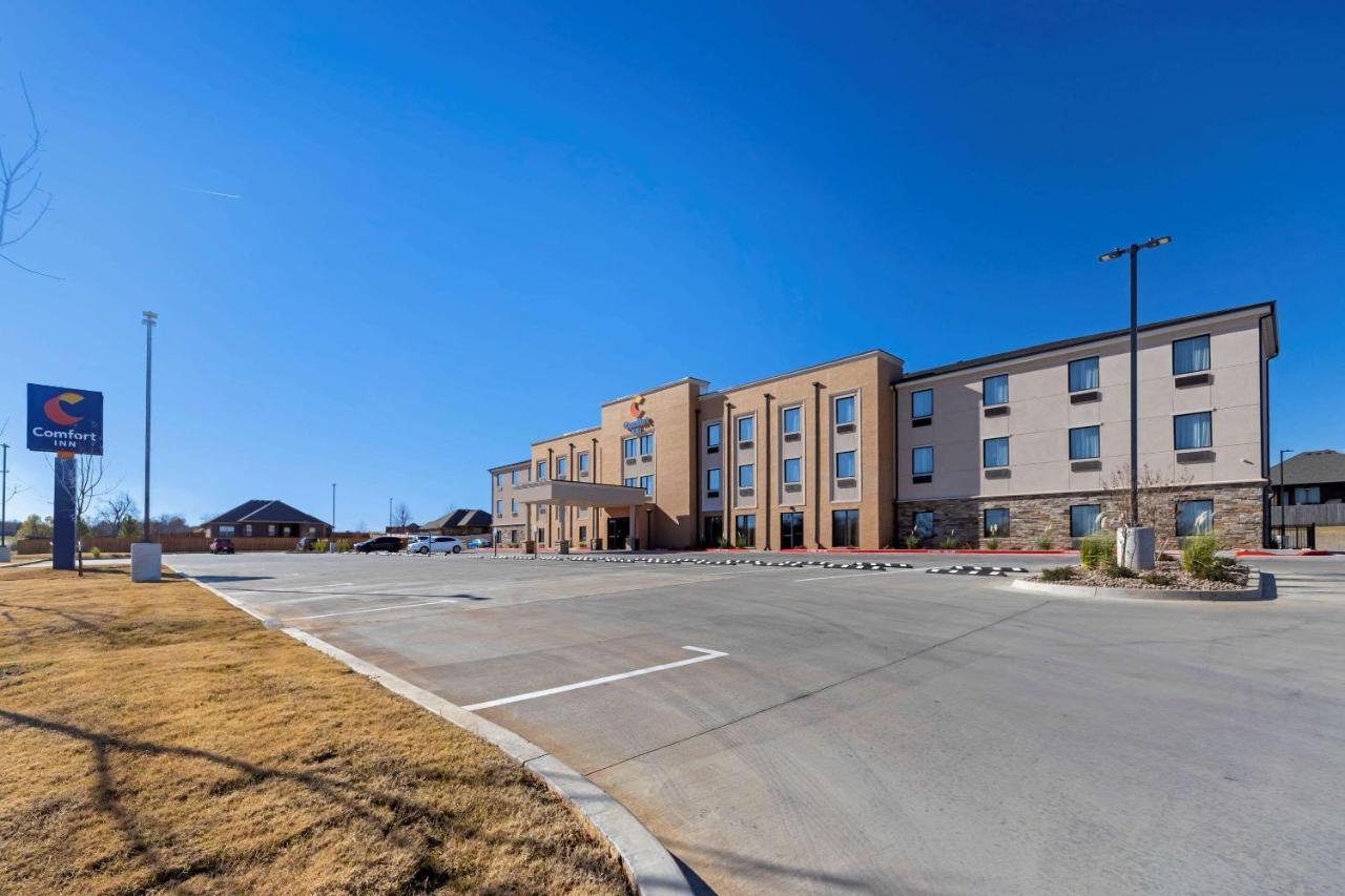 Comfort Inn & Suites Harrah Choctaw 外观 照片