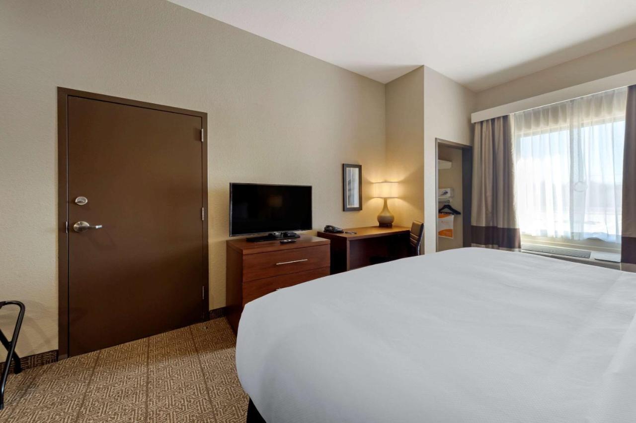 Comfort Inn & Suites Harrah Choctaw 外观 照片