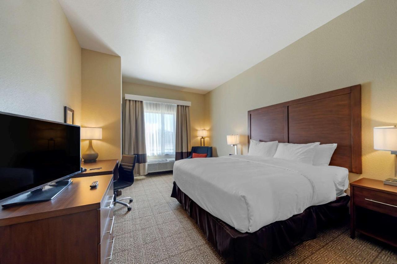 Comfort Inn & Suites Harrah Choctaw 外观 照片