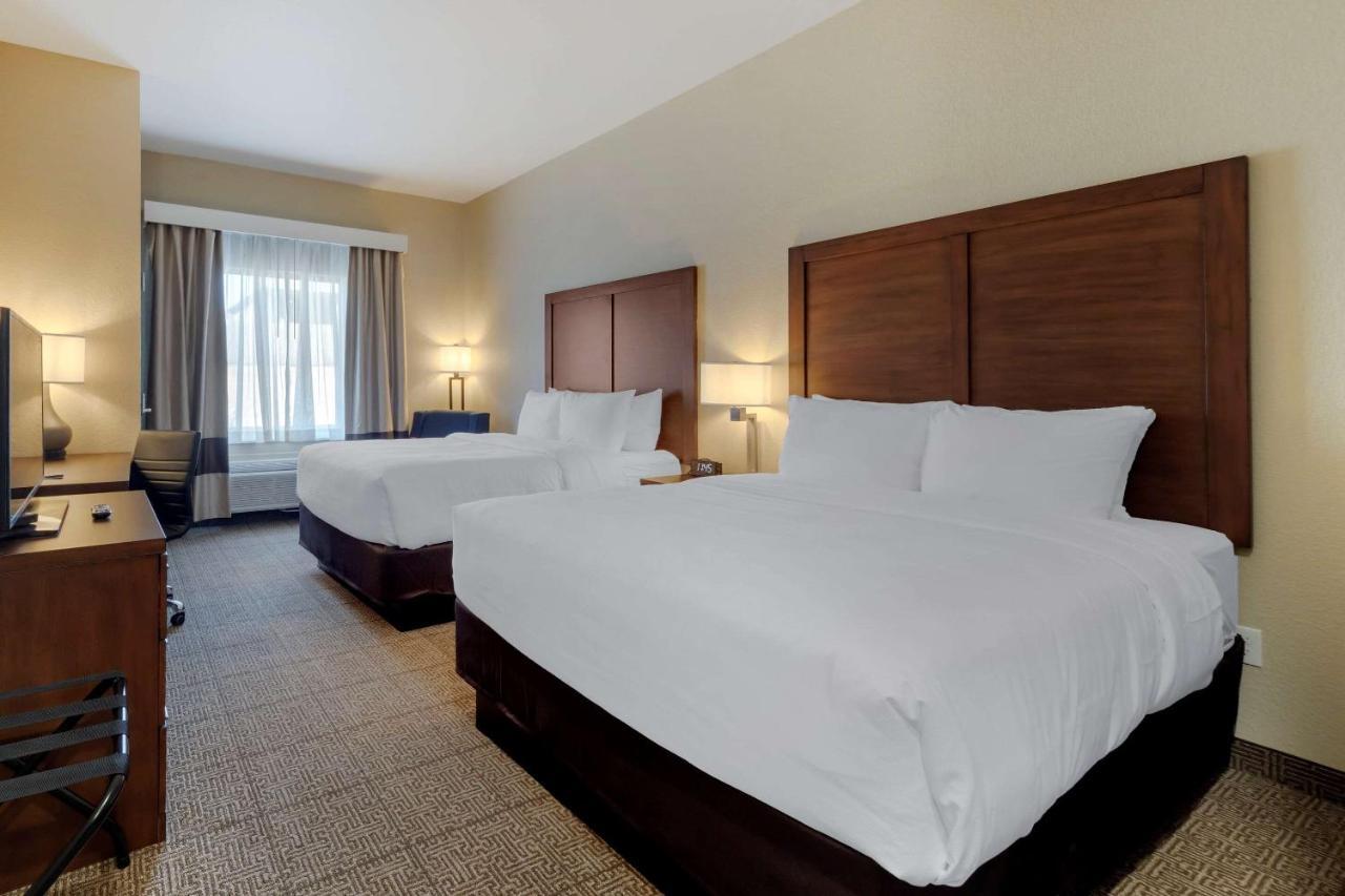 Comfort Inn & Suites Harrah Choctaw 外观 照片